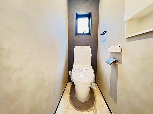 ほっと安らげるトイレ空間です。