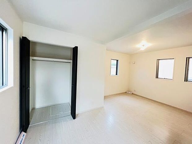 子供部屋にもちょうど良い大きさのお部屋です。