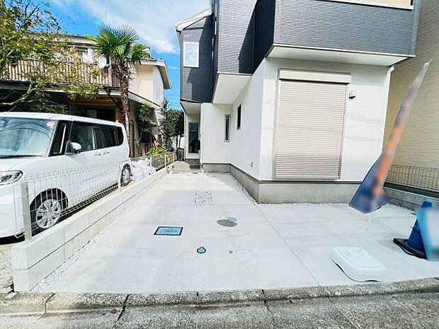 駐車場ももちろん完備しておりますのでお車所有の方にも心強いです。