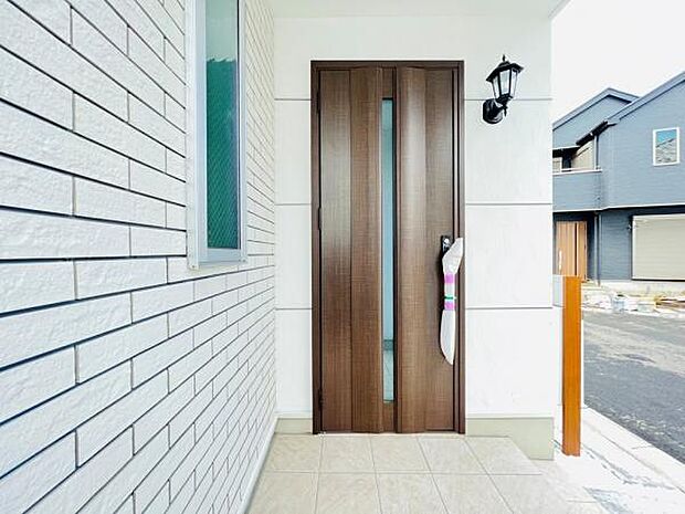 いつも気持ちよくご家族を迎えられる玄関です。