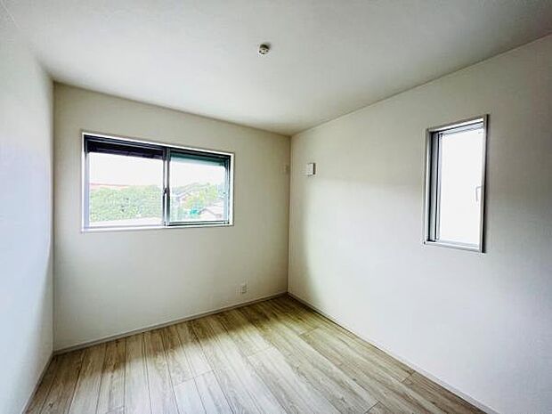 子供部屋にもちょうど良い大きさのお部屋です。