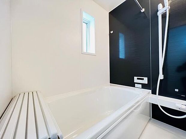 お風呂でほっとひといき。1日の疲れを癒しましょう。