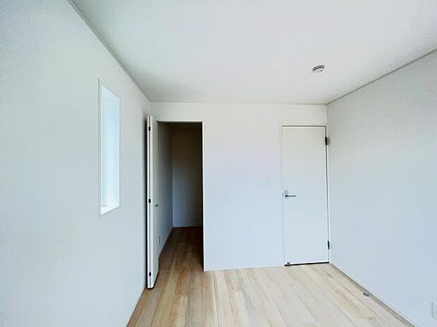 子供部屋にもちょうど良い大きさのお部屋です。