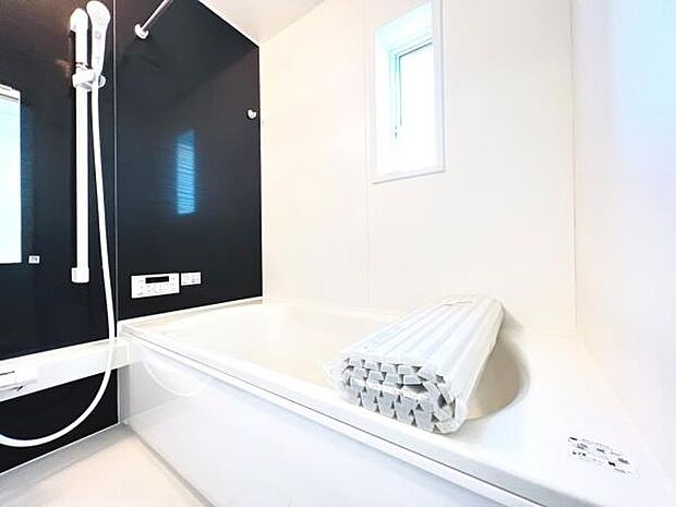 お風呂でほっとひといき。1日の疲れを癒しましょう。