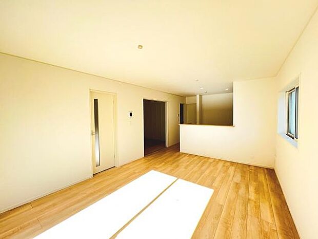 ご家族の温かい時間を演出するダイニングスペースです。