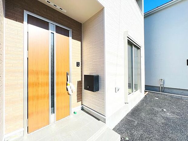 いつも気持ちよくご家族を迎えられる玄関です。