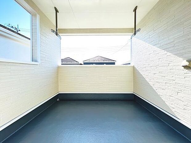 お洗濯ものを気持ち良く太陽の光で干せるのが嬉しいですね。