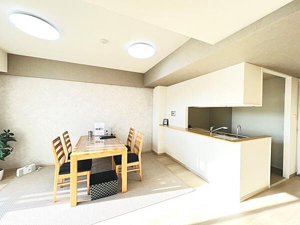 リビング/ダイニング