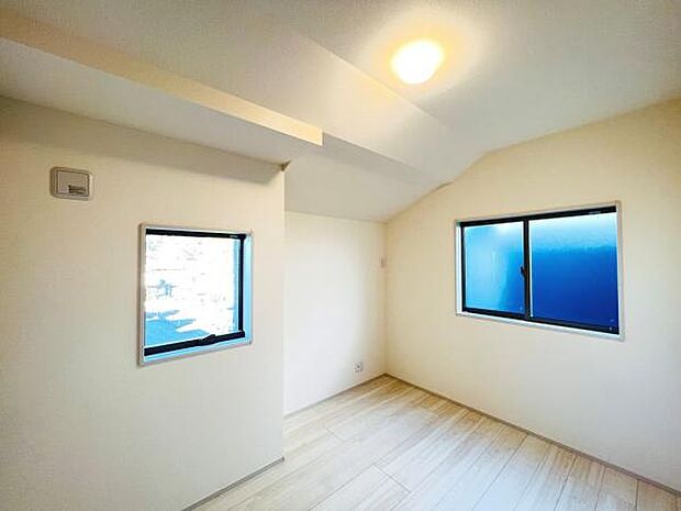 子供部屋にもちょうど良い大きさのお部屋です。