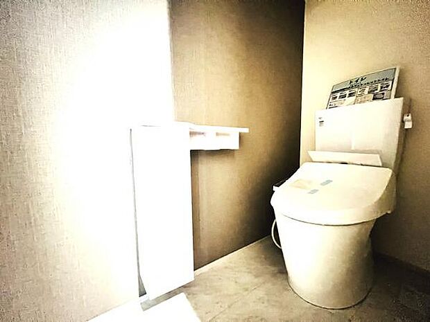 ほっと安らげるトイレ空間です。