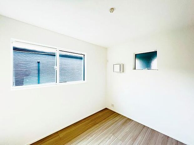 子供部屋にもちょうど良い大きさのお部屋です。