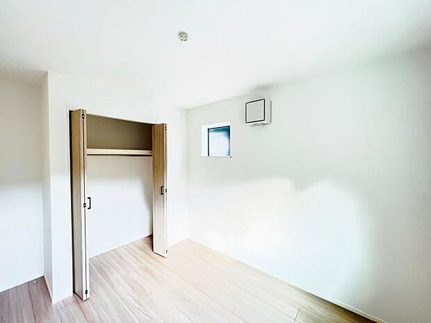 子供部屋や趣味の部屋など用途に合わせてお使いいただけます。