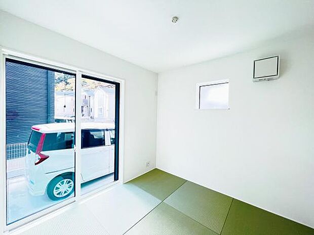 和室スペースです。畳のお部屋は寛げる空間ですね。