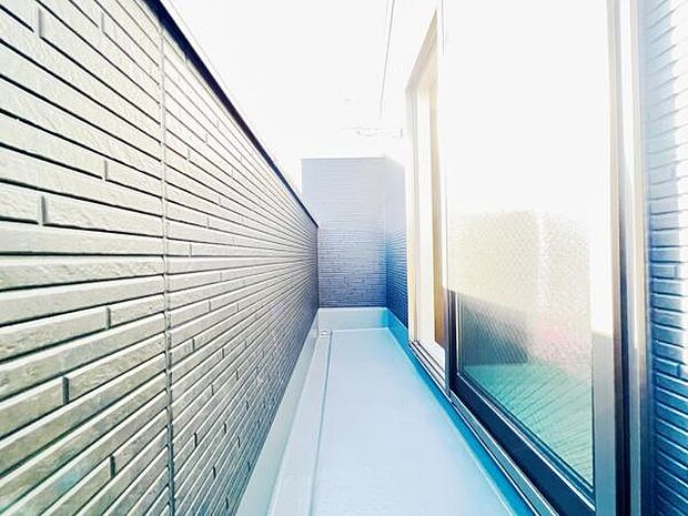 お洗濯ものを気持ち良く太陽の光で干せるのが嬉しいですね。