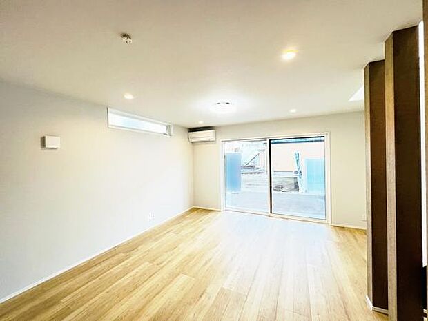 ご家族の温かい時間を演出するダイニングスペースです。