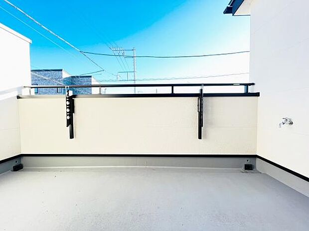 お洗濯ものを気持ち良く太陽の光で干せるのが嬉しいですね。