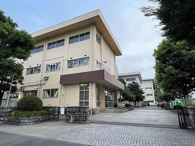 相模原市立上鶴間中学校まで約800m(徒歩10分)