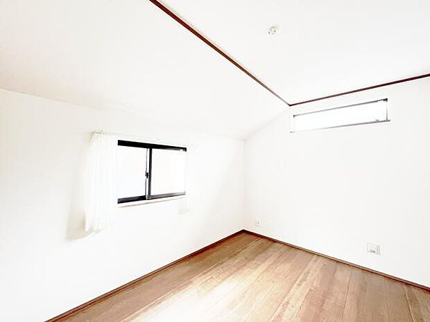 子供部屋にもちょうど良い大きさのお部屋です。