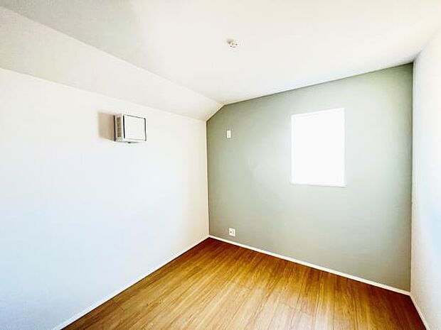 子供部屋にもちょうど良い大きさのお部屋です。