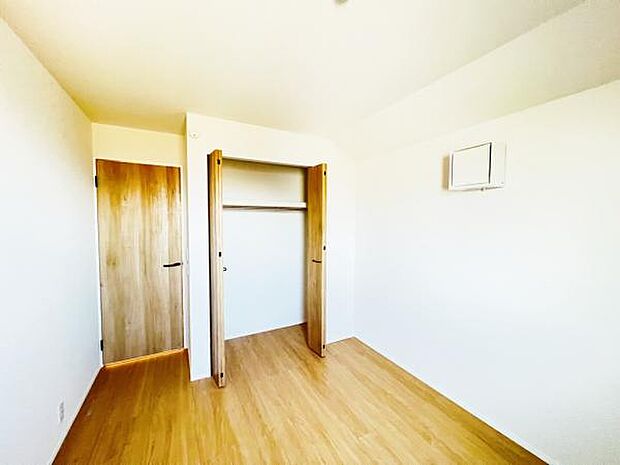 子供部屋や趣味の部屋など用途に合わせてお使いいただけます。