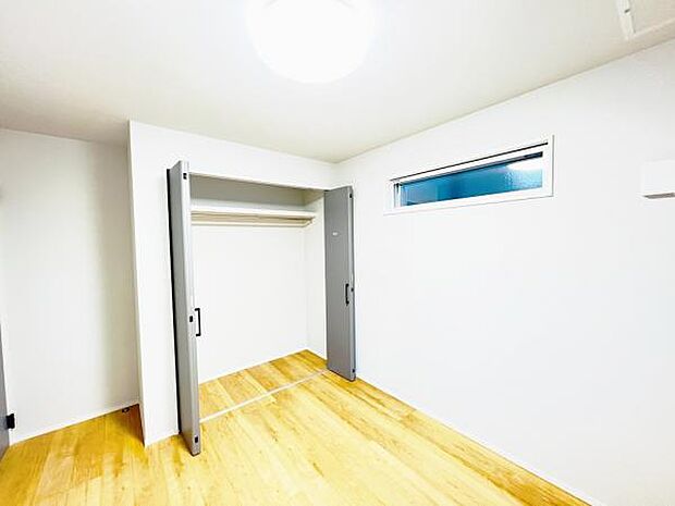 子供部屋や趣味の部屋など用途に合わせてお使いいただけます。