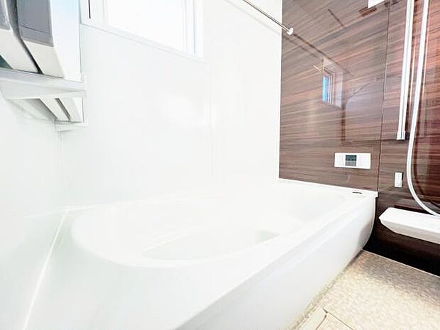 お風呂でほっとひといき。1日の疲れを癒しましょう。