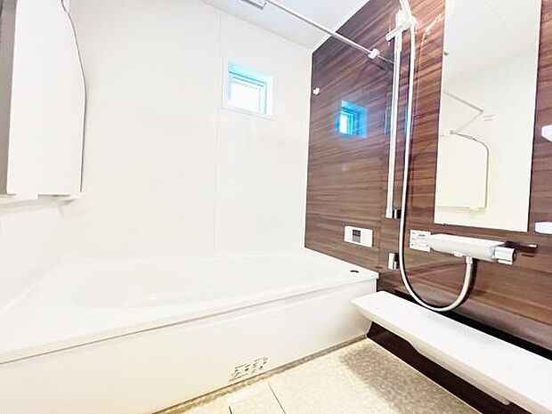 お風呂でほっとひといき。1日の疲れを癒しましょう。