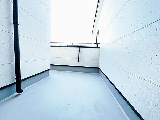 お洗濯ものを気持ち良く太陽の光で干せるのが嬉しいですね。