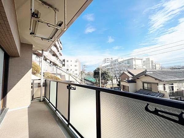 お洗濯ものを気持ち良く太陽の光で干せるのが嬉しいですね。