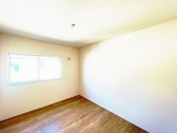 子供部屋にもちょうど良い大きさのお部屋です。