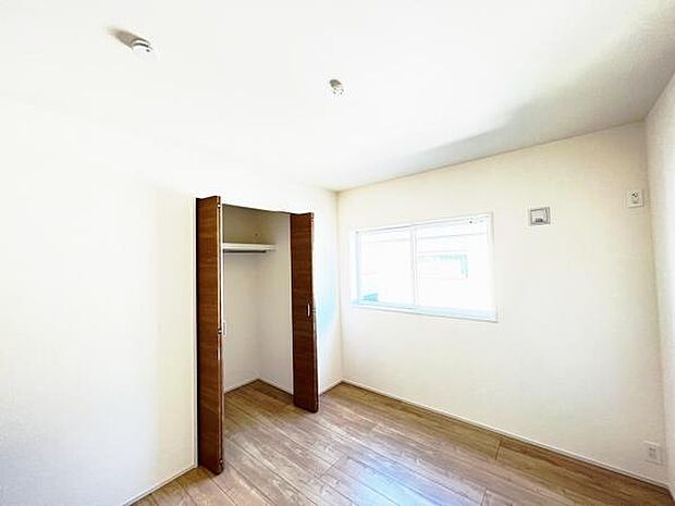 子供部屋や趣味の部屋など用途に合わせてお使いいただけます。