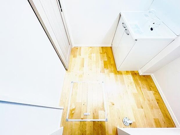 脱衣所は小さなお子様がいるご家庭にも重宝されます。