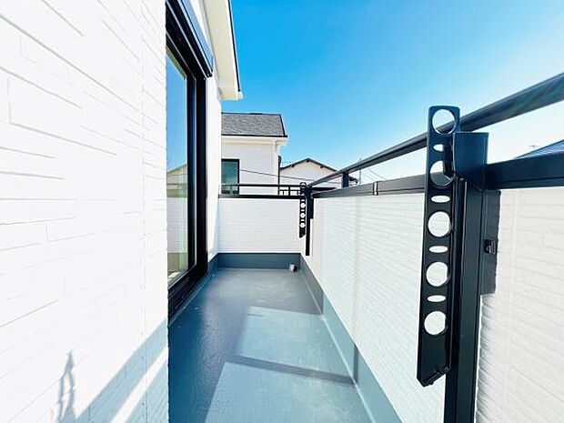 お洗濯ものを気持ち良く太陽の光で干せるのが嬉しいですね。