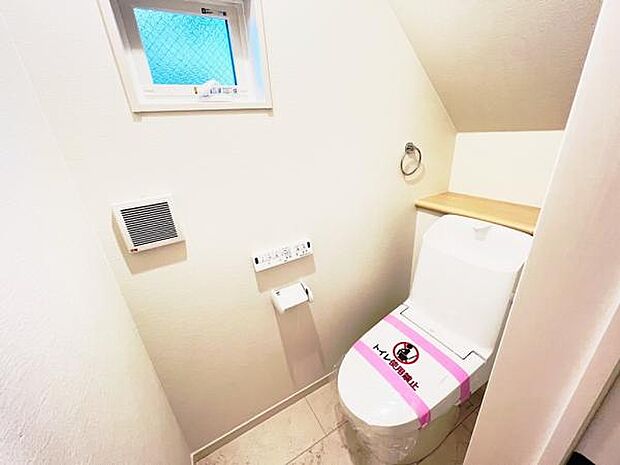 ほっと安らげるトイレ空間です。