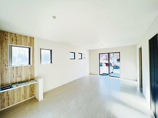 ご家族の温かい時間を演出するダイニングスペースです。