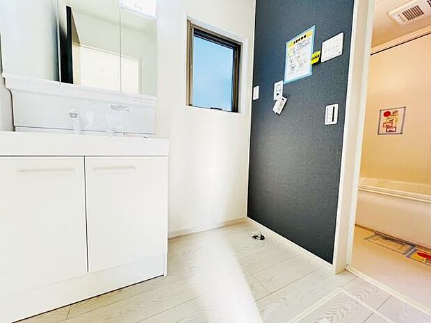 お天気を気にせずお洗濯ができ、室内干し可能です。