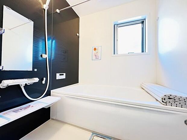 お風呂でほっとひといき。1日の疲れを癒しましょう。