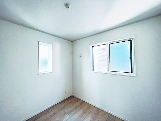 子供部屋にもちょうど良い大きさのお部屋です。