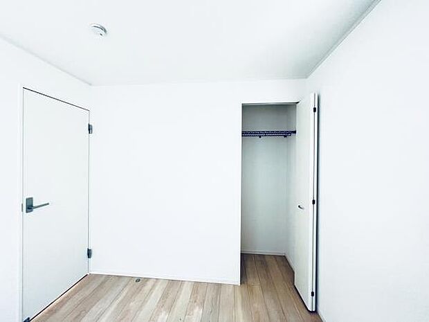 子供部屋や趣味の部屋など用途に合わせてお使いいただけます。