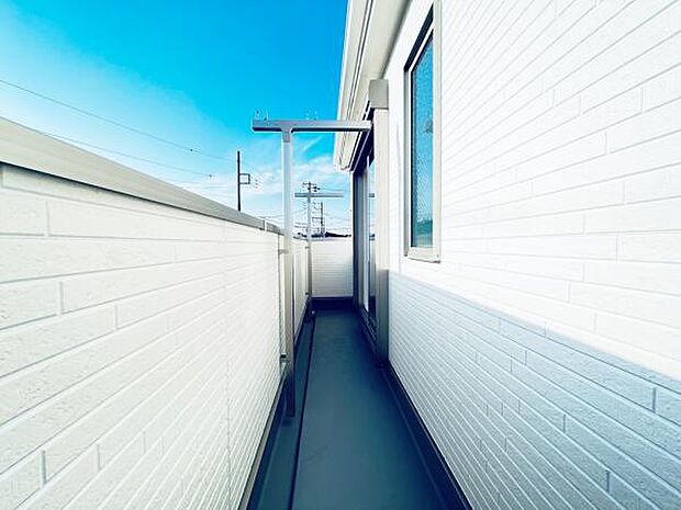 お洗濯ものを気持ち良く太陽の光で干せるのが嬉しいですね。