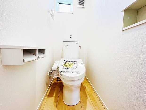 ほっと安らげるトイレ空間です。