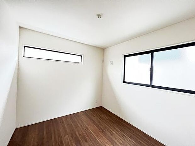 子供部屋にもちょうど良い大きさのお部屋です。