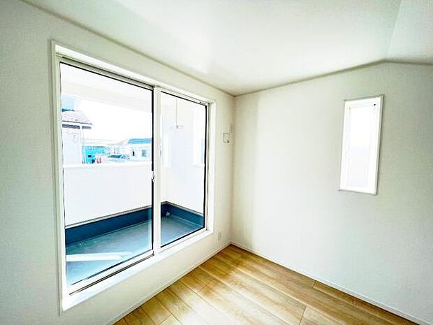 子供部屋にもちょうど良い大きさのお部屋です。