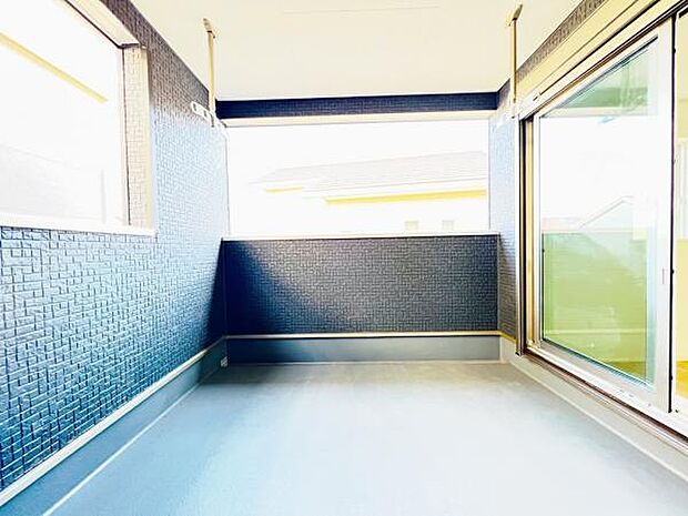 お洗濯ものを気持ち良く太陽の光で干せるのが嬉しいですね。