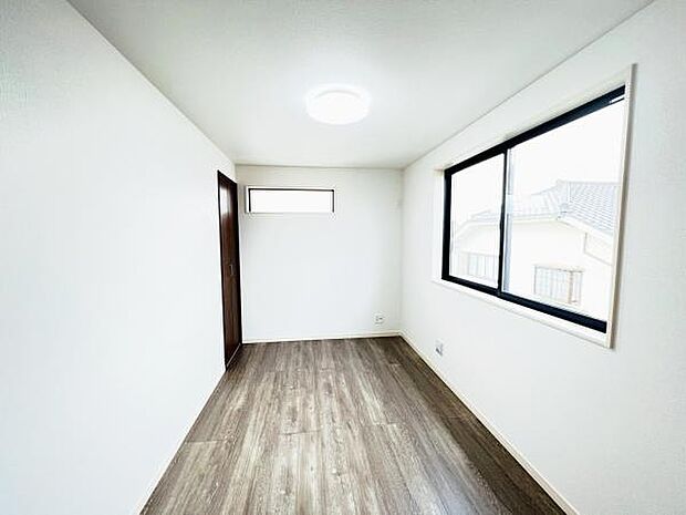 子供部屋にもちょうど良い大きさのお部屋です。