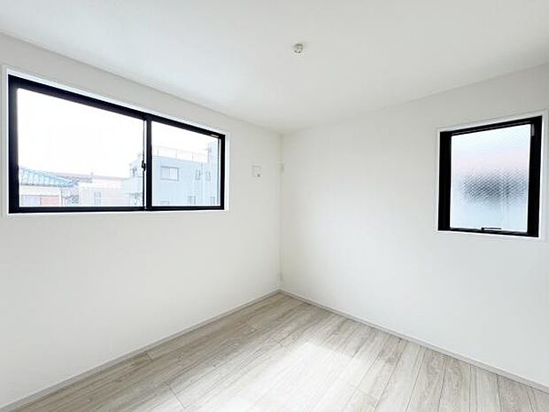 子供部屋にもちょうど良い大きさのお部屋です。