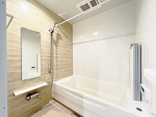 お風呂でほっとひといき。1日の疲れを癒しましょう。