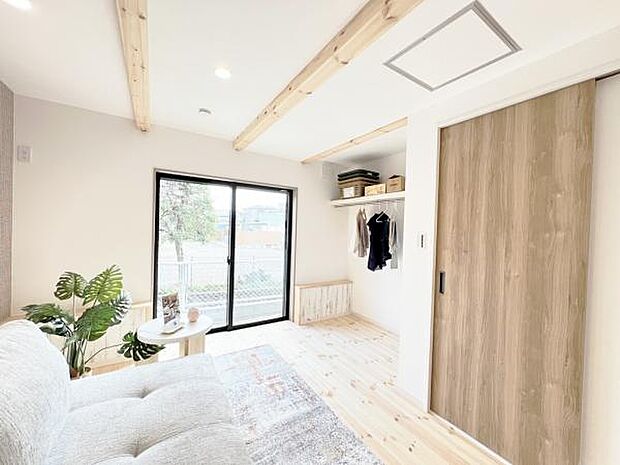 子供部屋や趣味の部屋など用途に合わせてお使いいただけます。