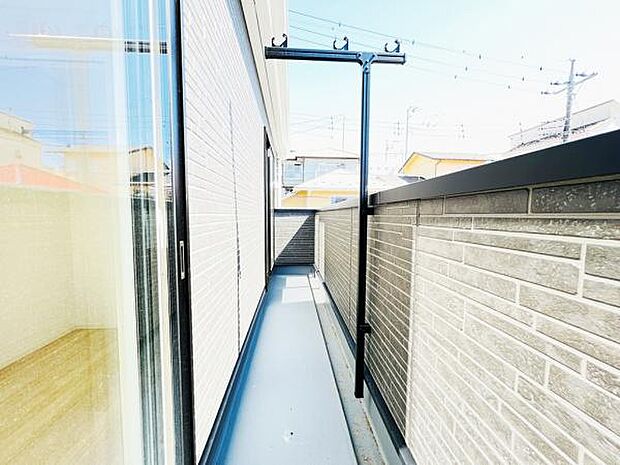 お洗濯ものを気持ち良く太陽の光で干せるのが嬉しいですね。