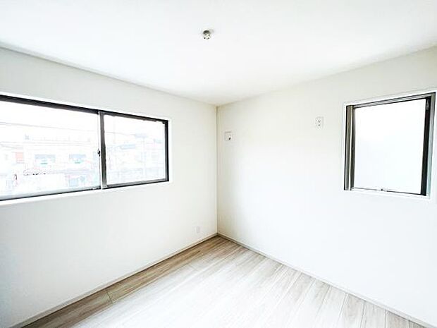 子供部屋にもちょうど良い大きさのお部屋です。